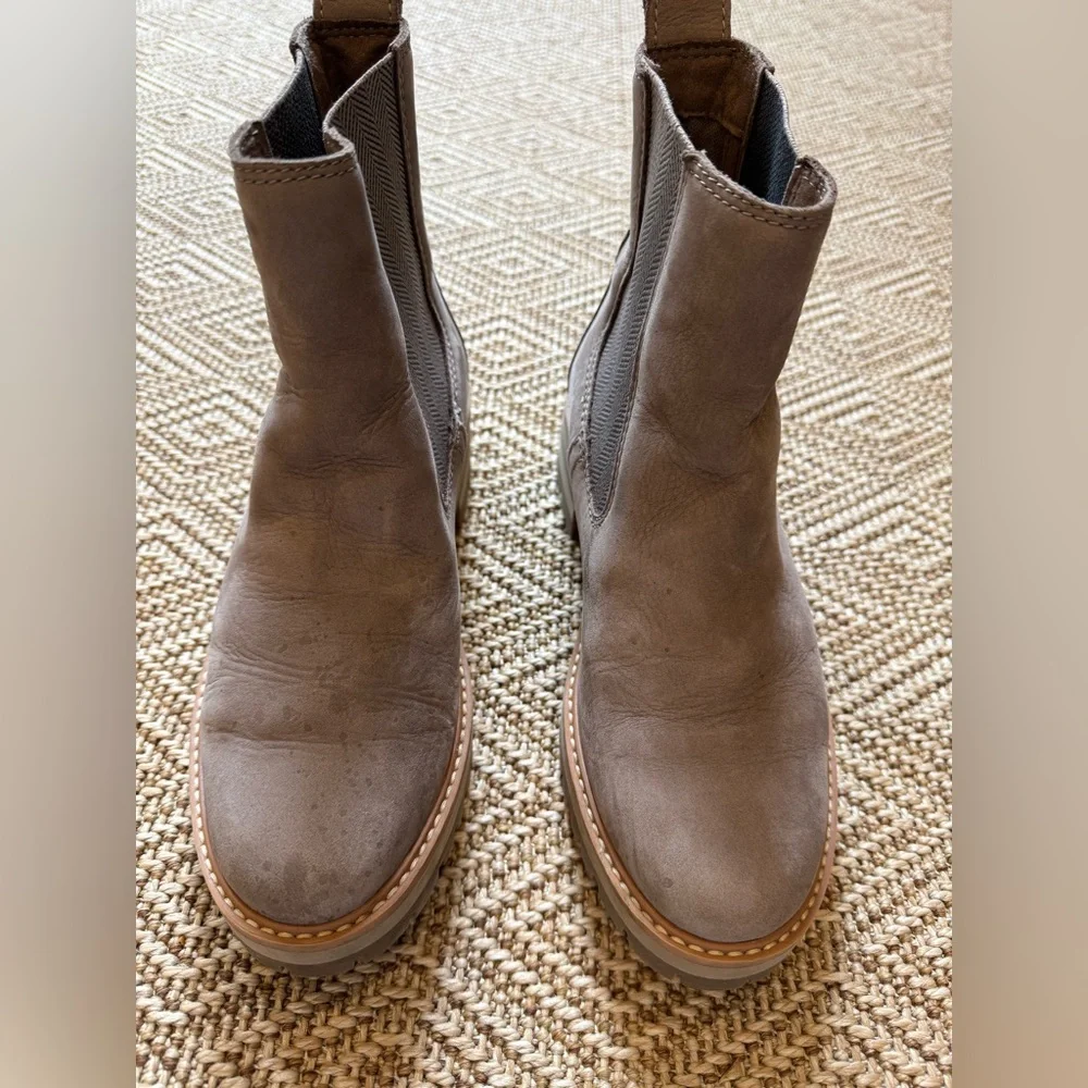 Timberland Women's Taupe Ankle Boots - Picture 3 of 10